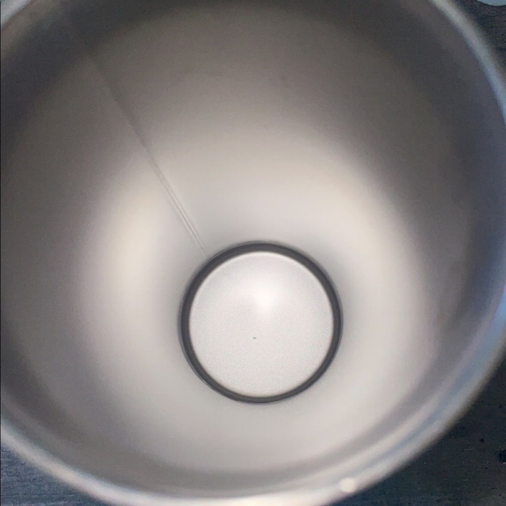 Hydro flask - Picture 3 of 3